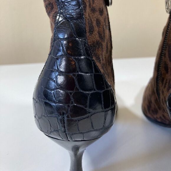 DONALD PLINER 5 leopard print brown booties EUC - Picture 8 of 16